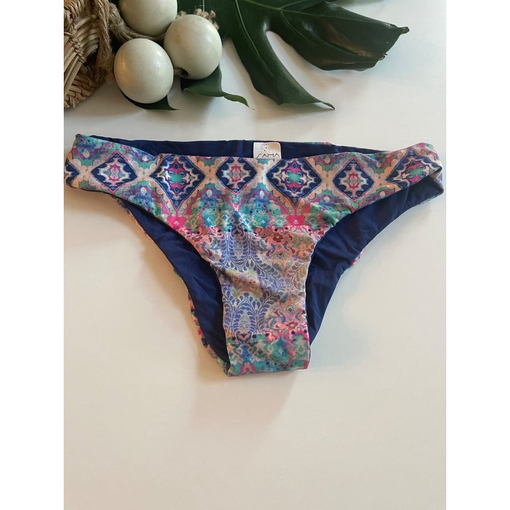 SAHA Reversible cheeky bikini bottoms Sz S